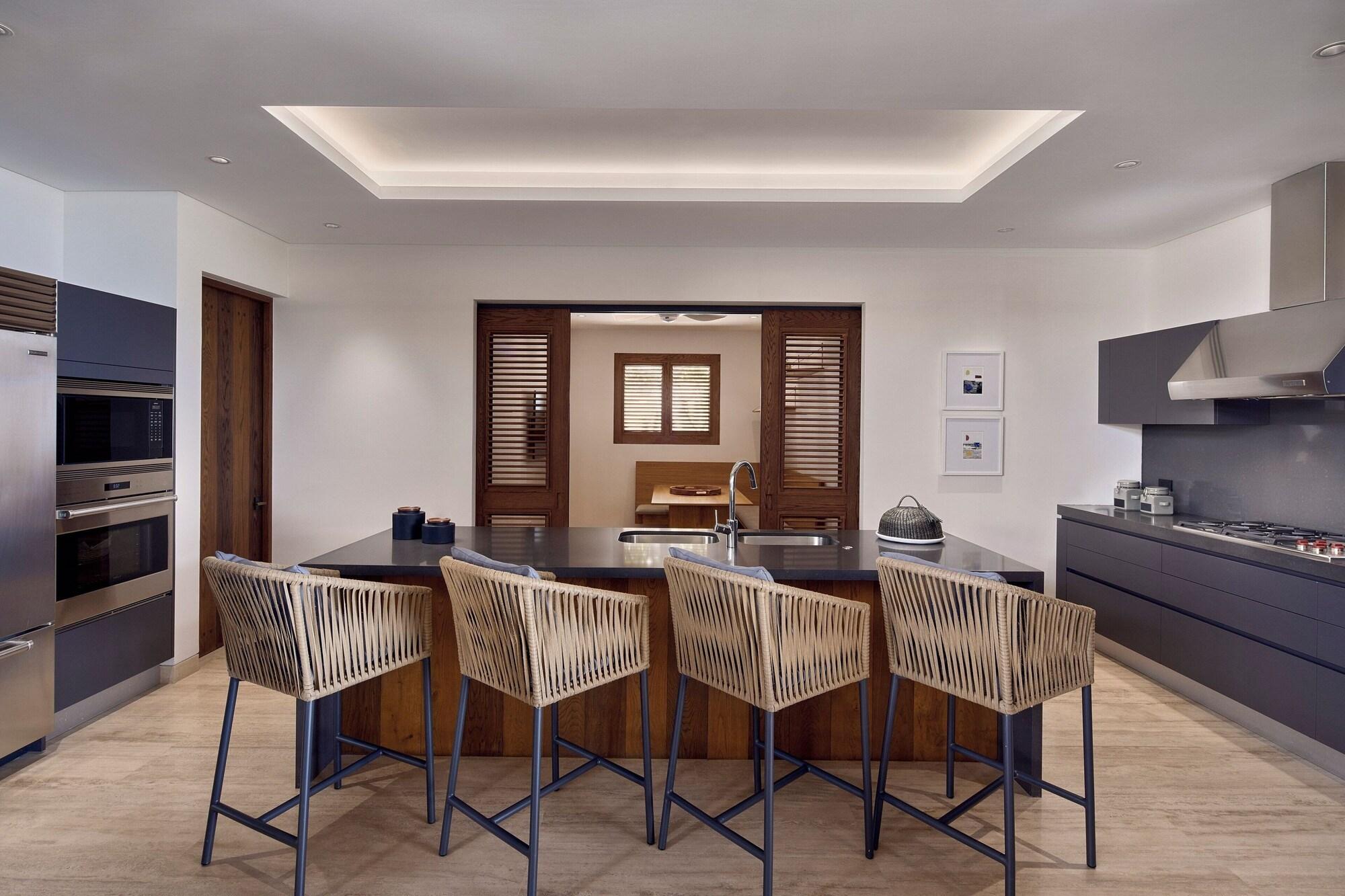 Habitación, 5 habitaciones, piscina privada, vista al océano