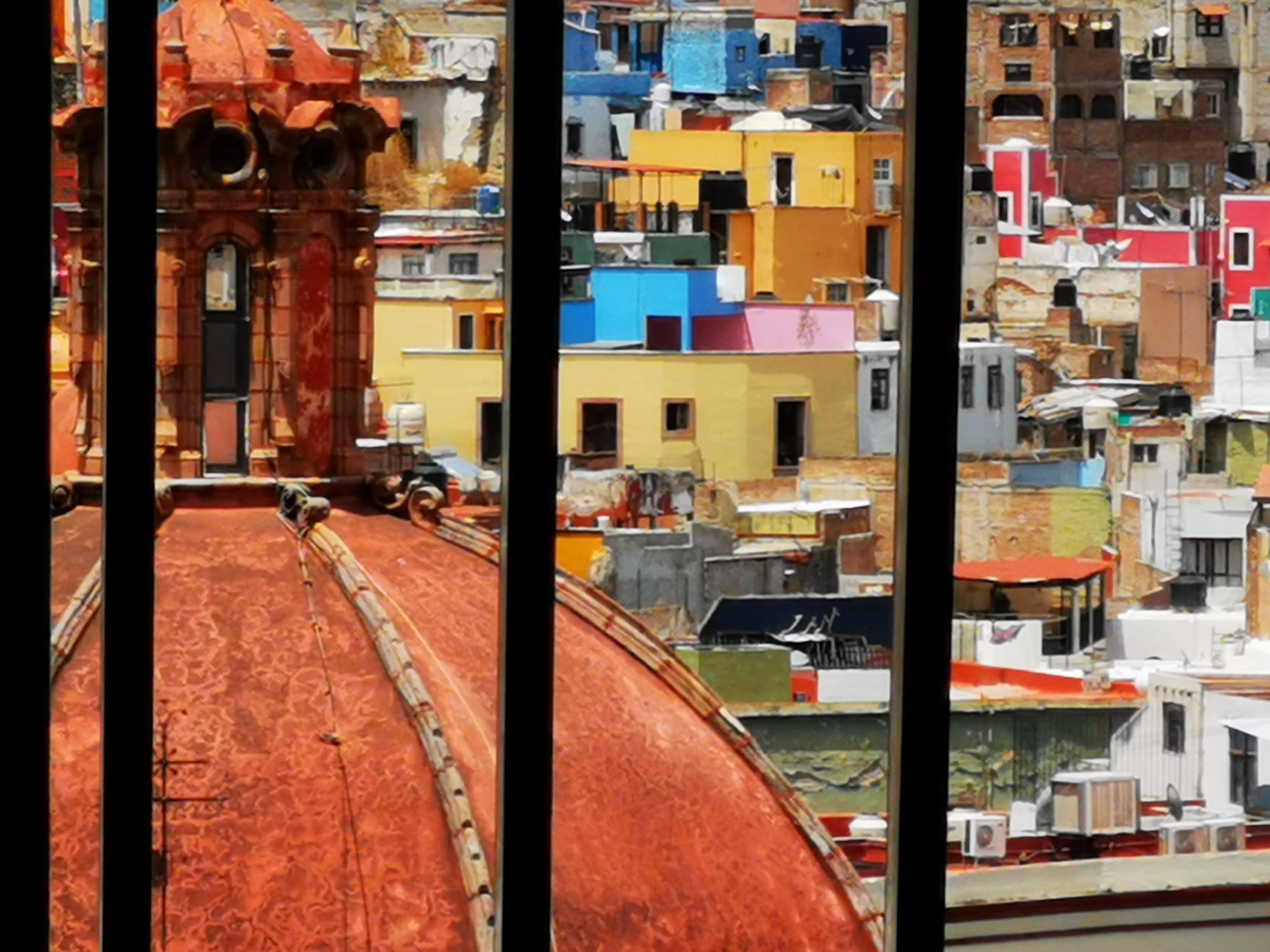 image-housing-carousel
