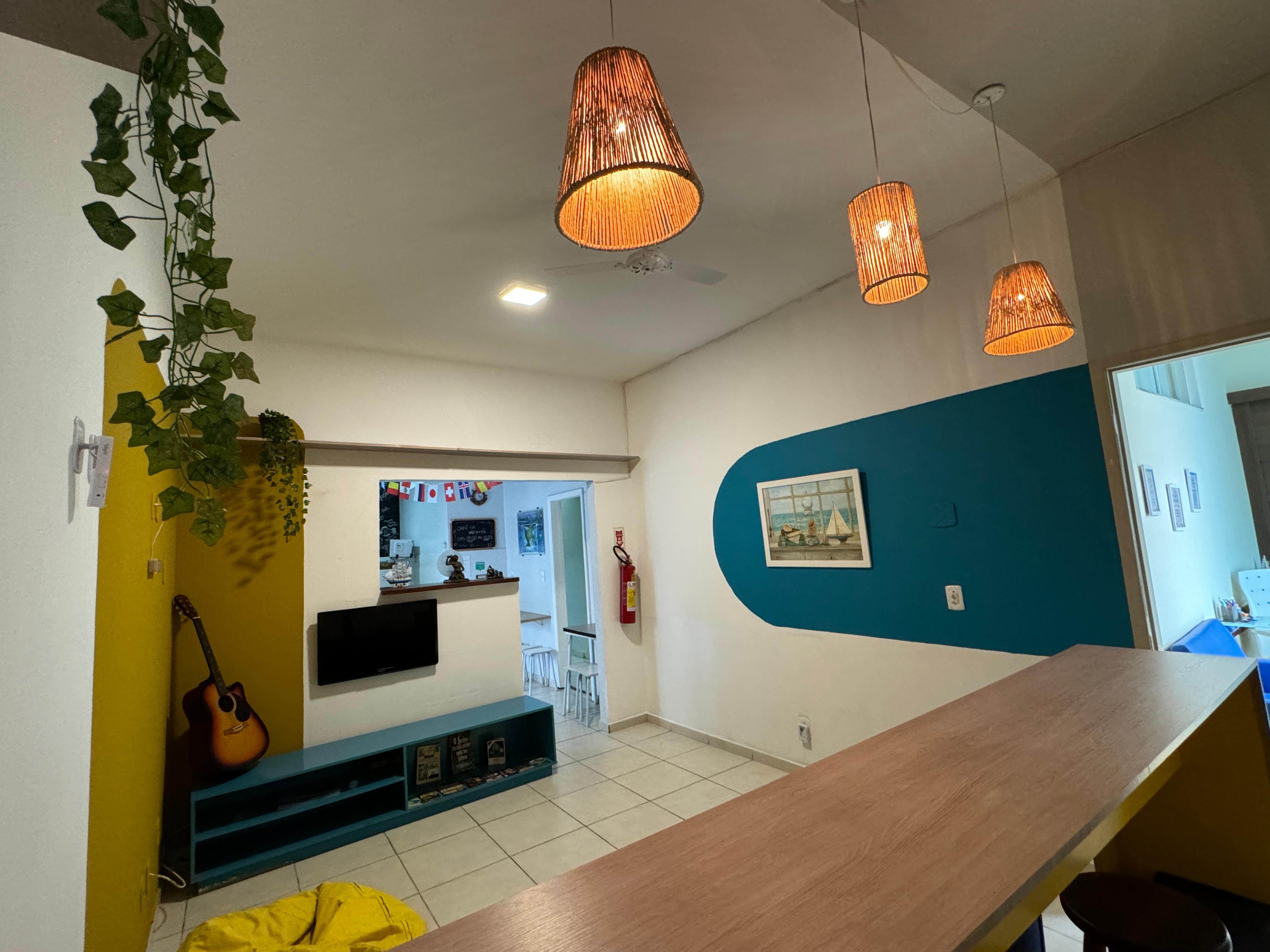 image-housing-carousel