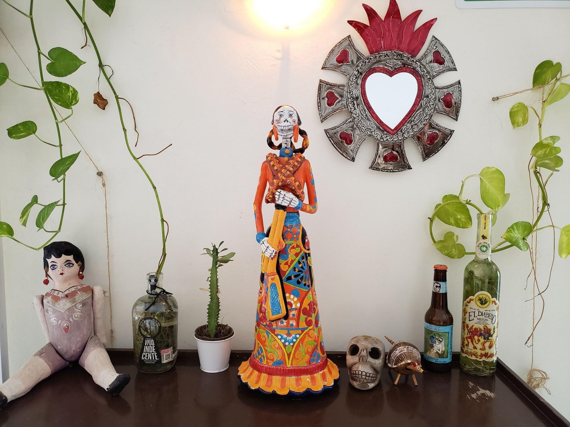 image-housing-carousel