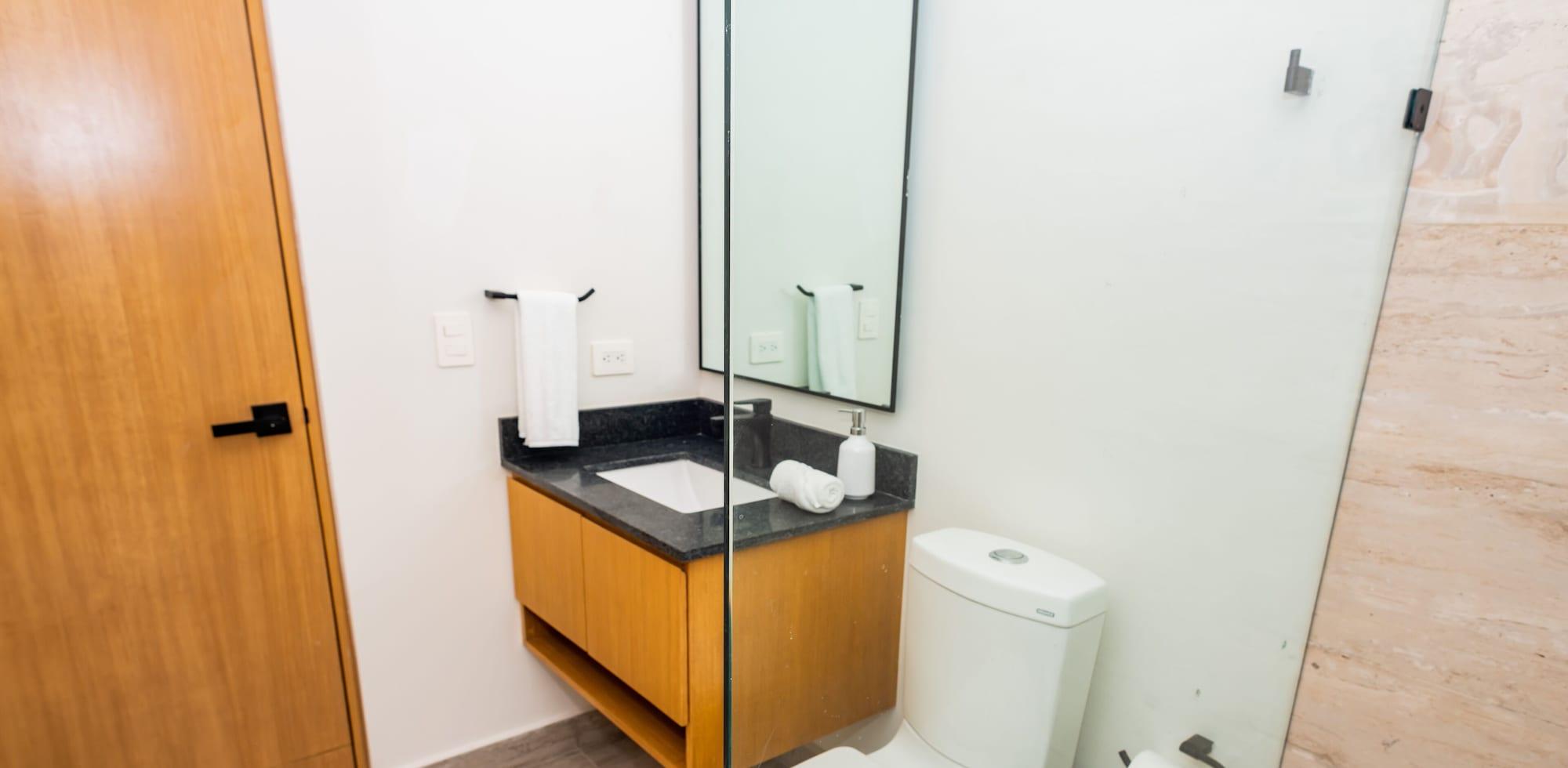 City Apartment 4B