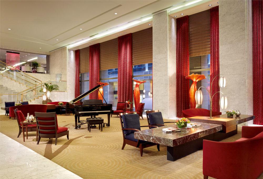 image-housing-carousel