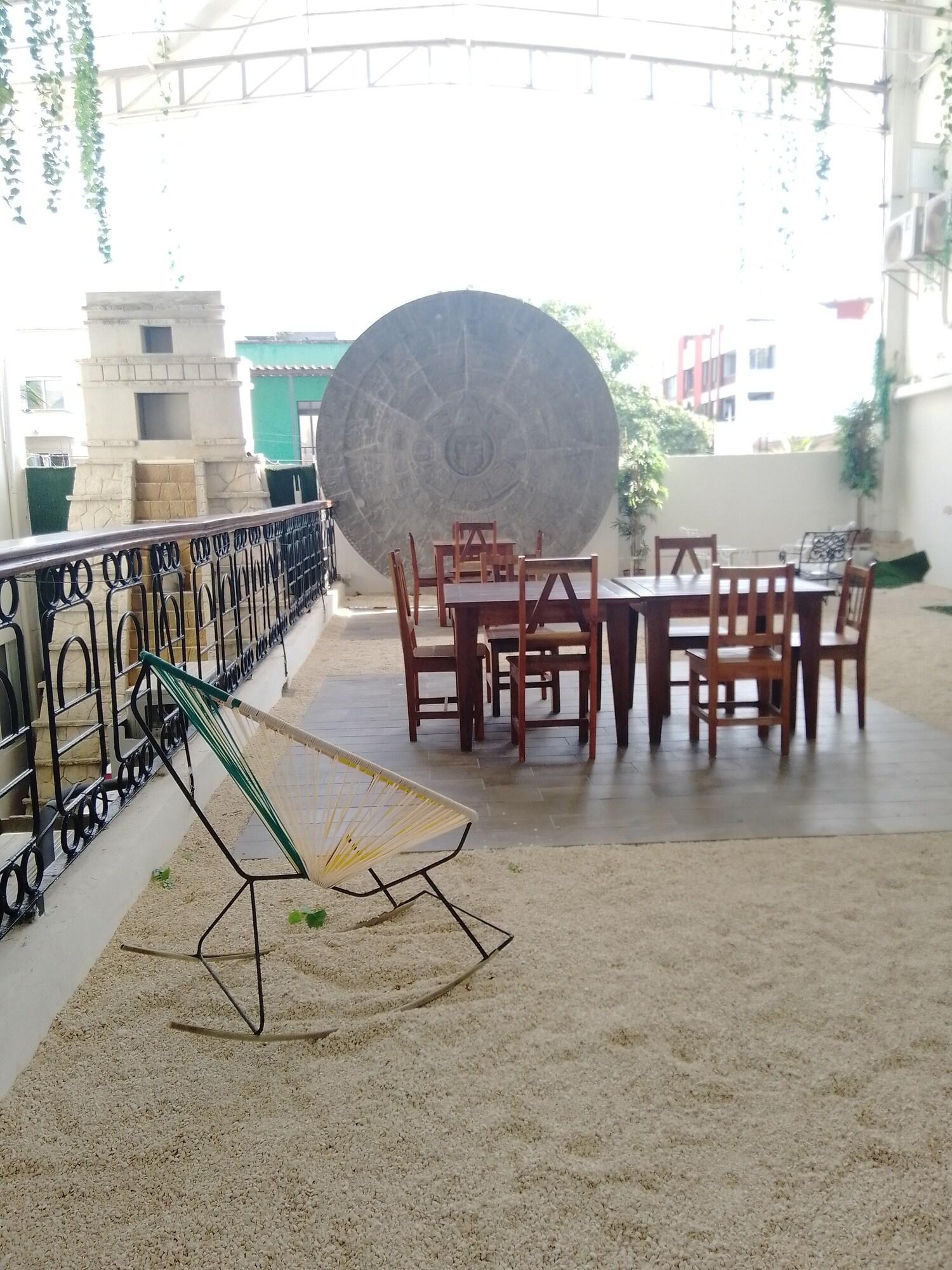 image-housing-carousel