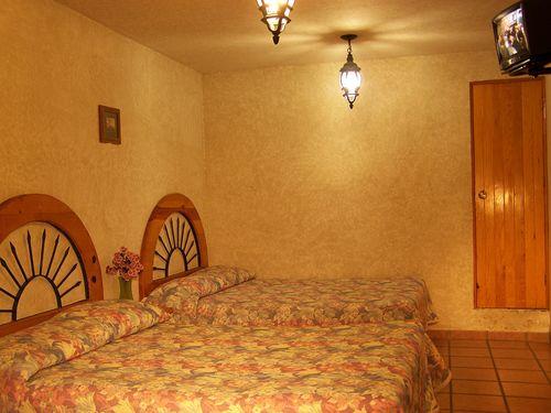 image-housing-carousel