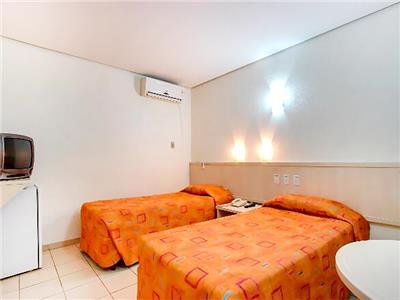 image-housing-carousel