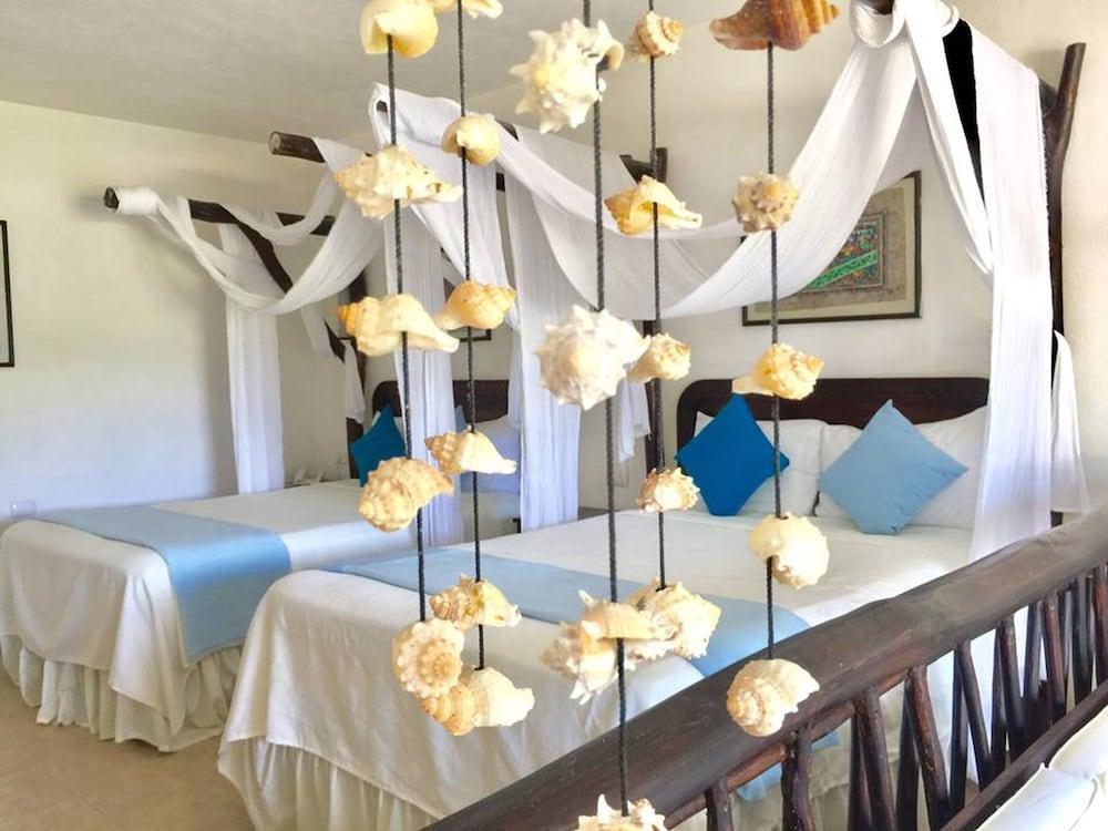 image-housing-carousel