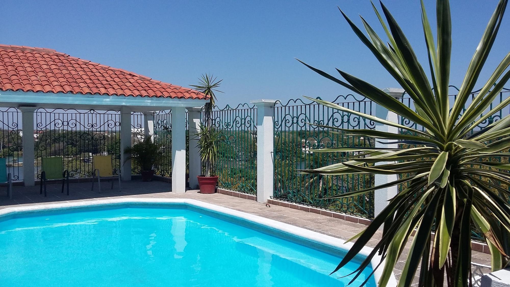 Hotel & Suites Real del Lago 4