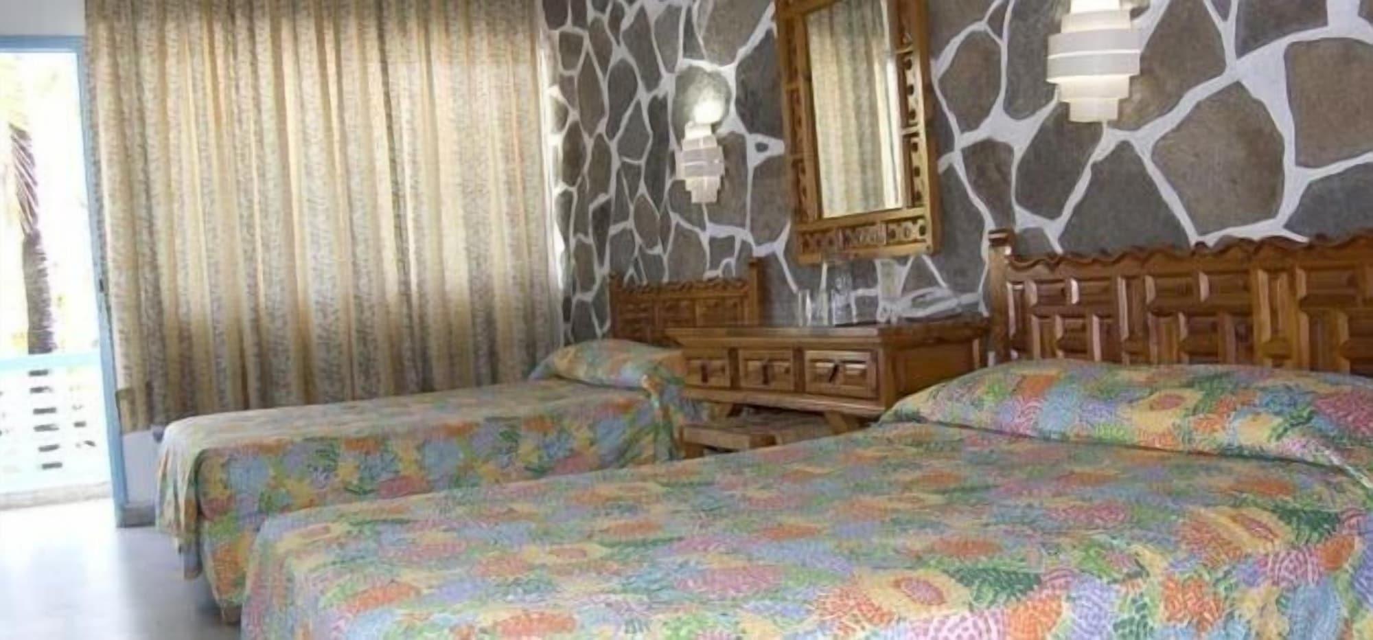 image-housing-carousel