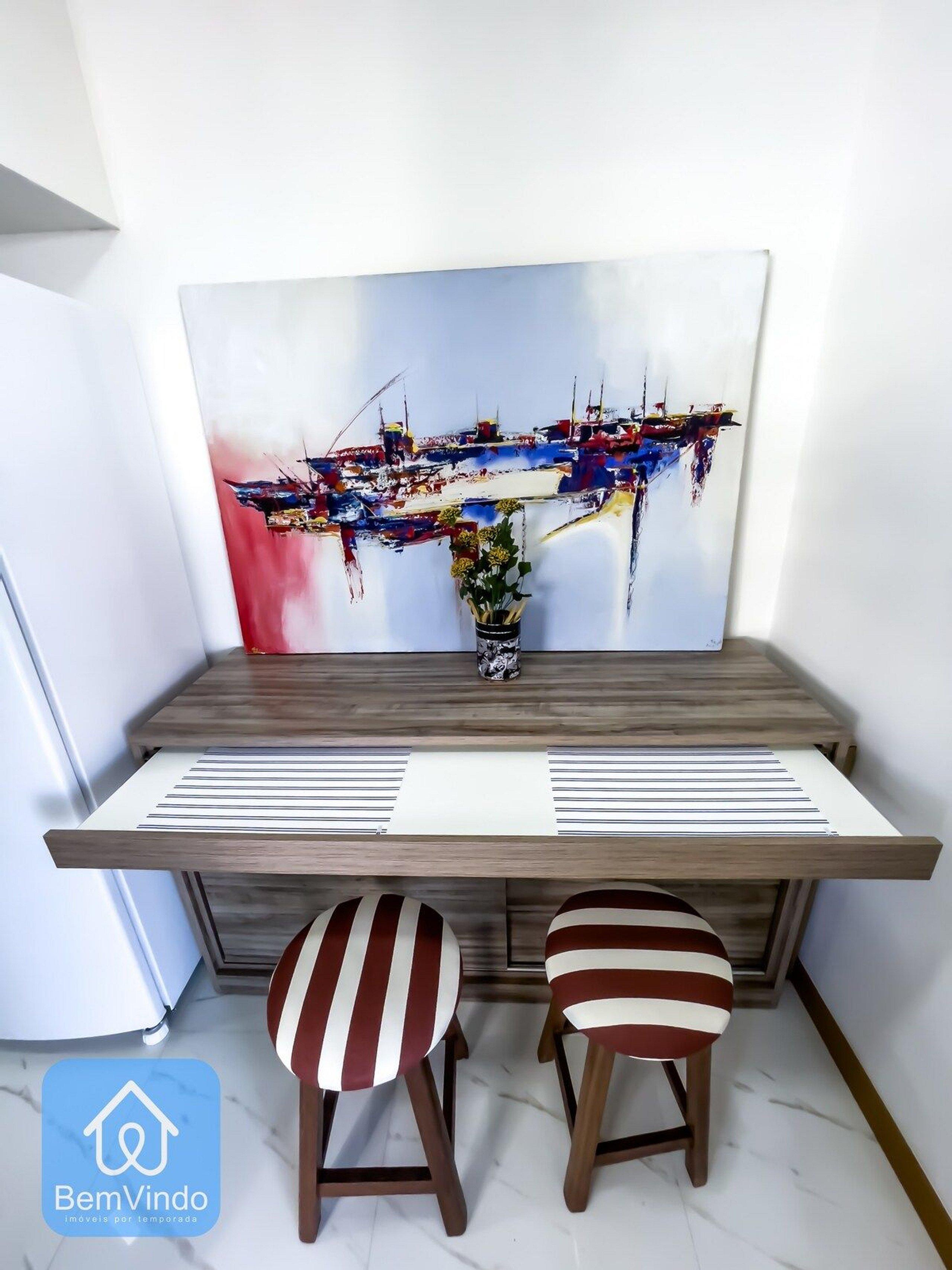 image-housing-carousel