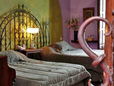 image-housing-carousel