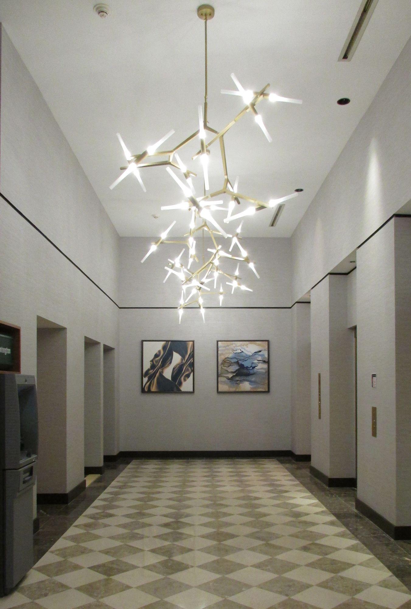 image-housing-carousel