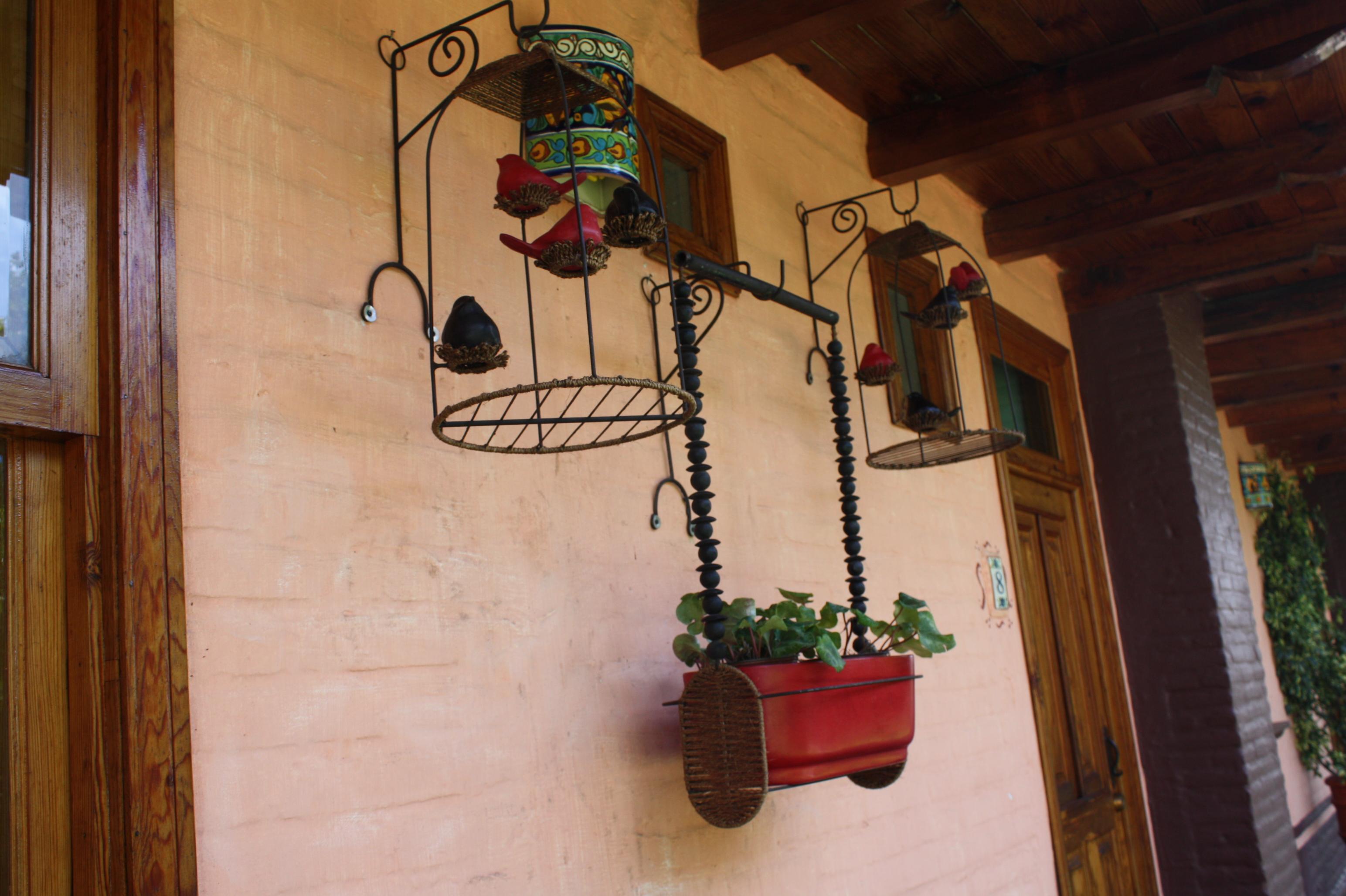 image-housing-carousel