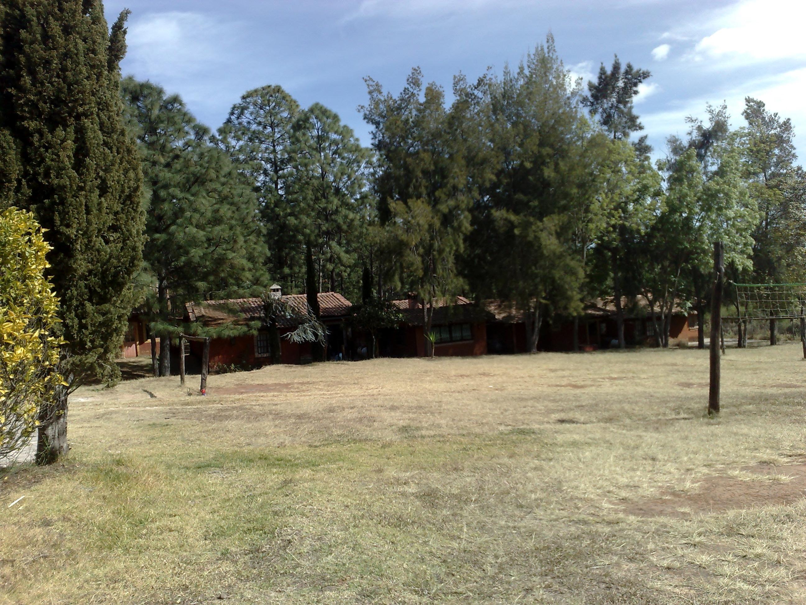 image-housing-carousel