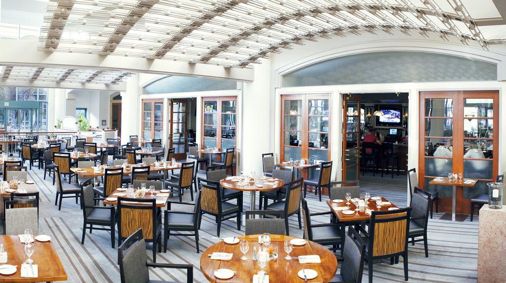 image-housing-carousel