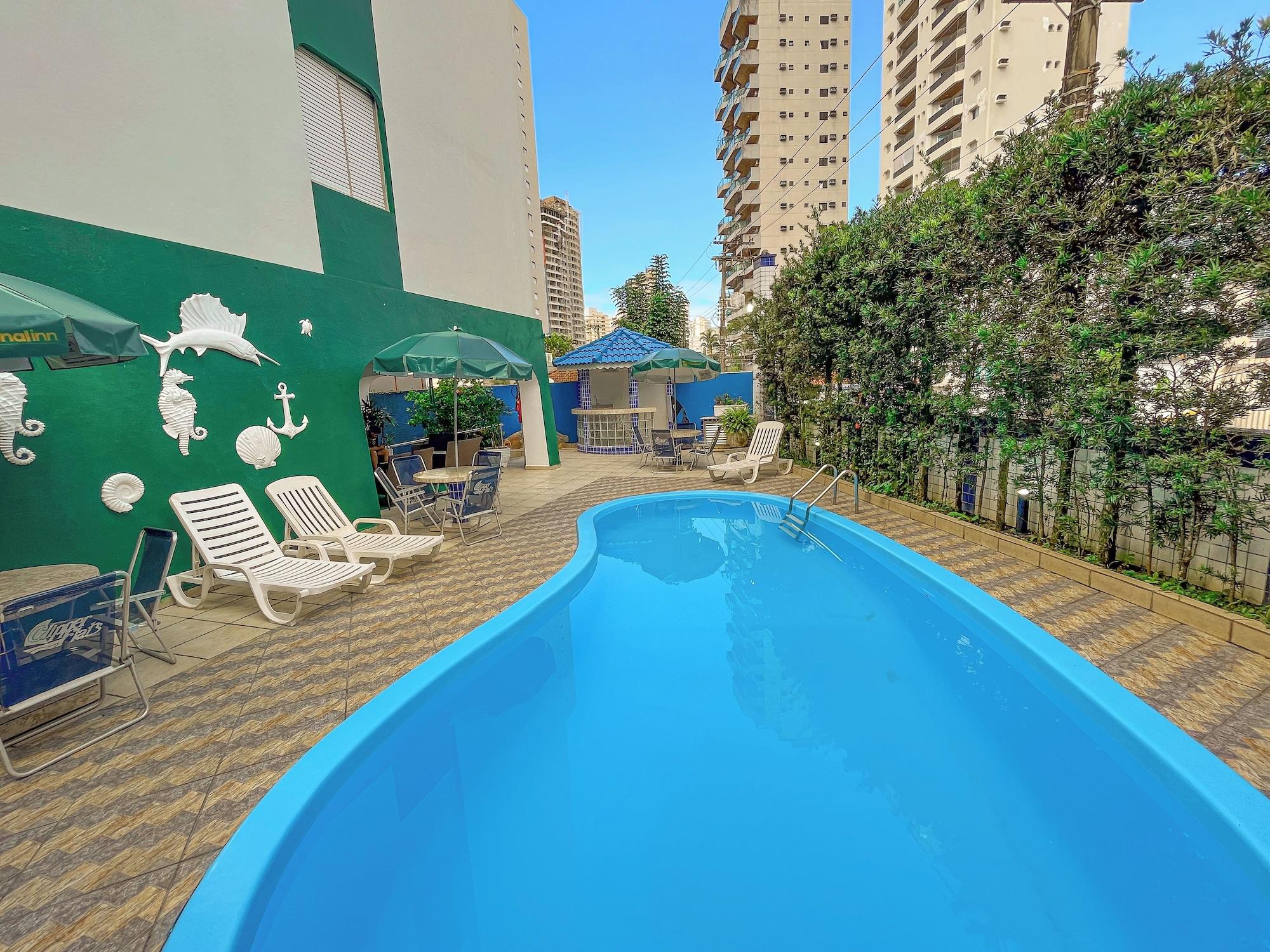image-housing-carousel