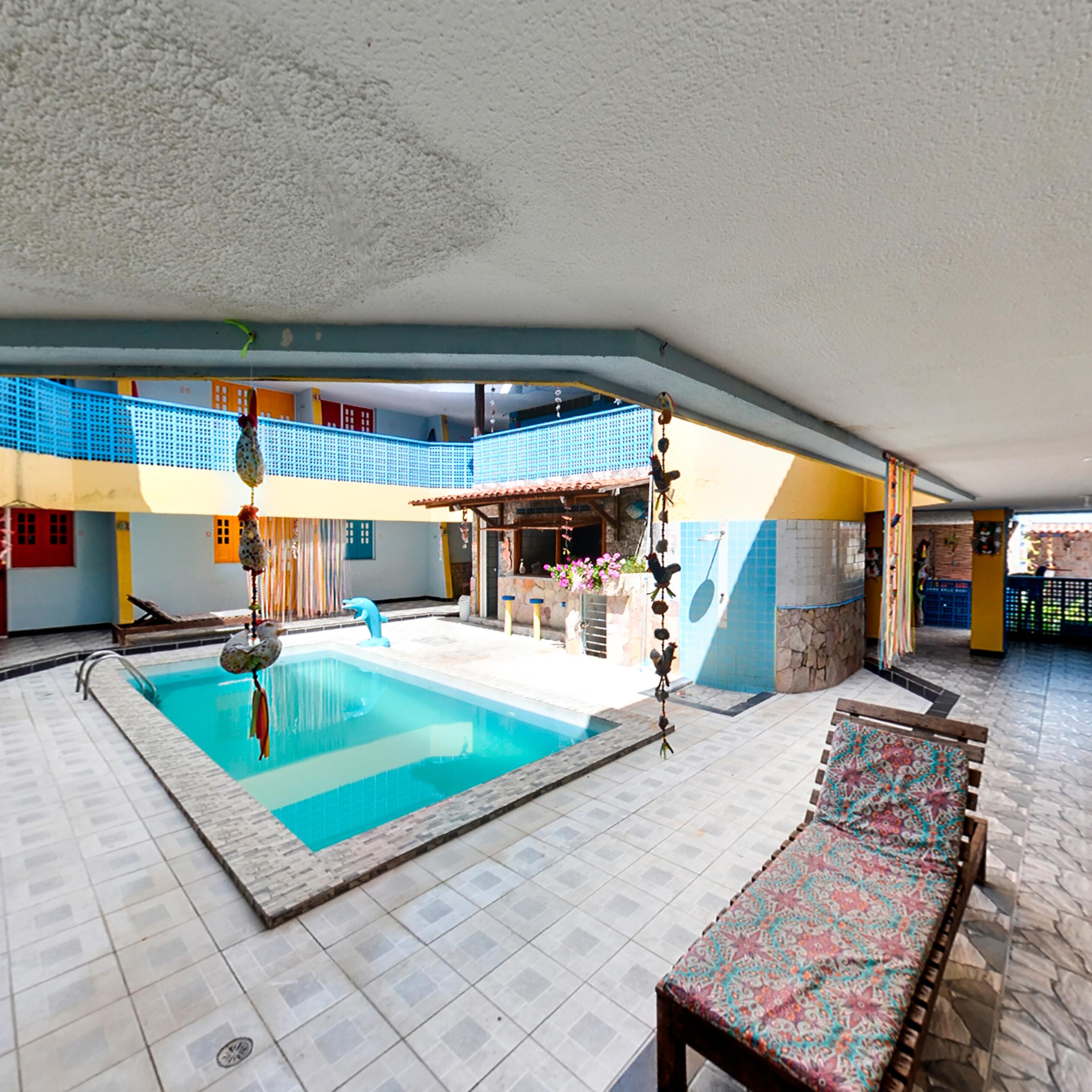 image-housing-carousel