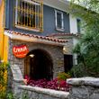 Uvaia Hostel