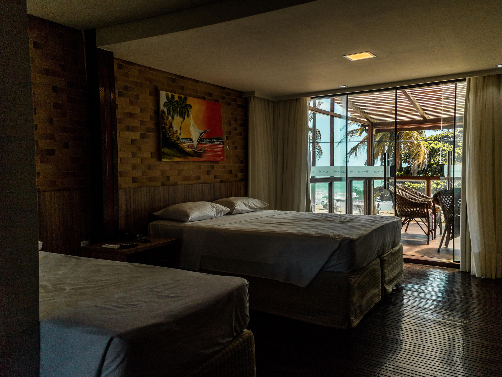 image-housing-carousel
