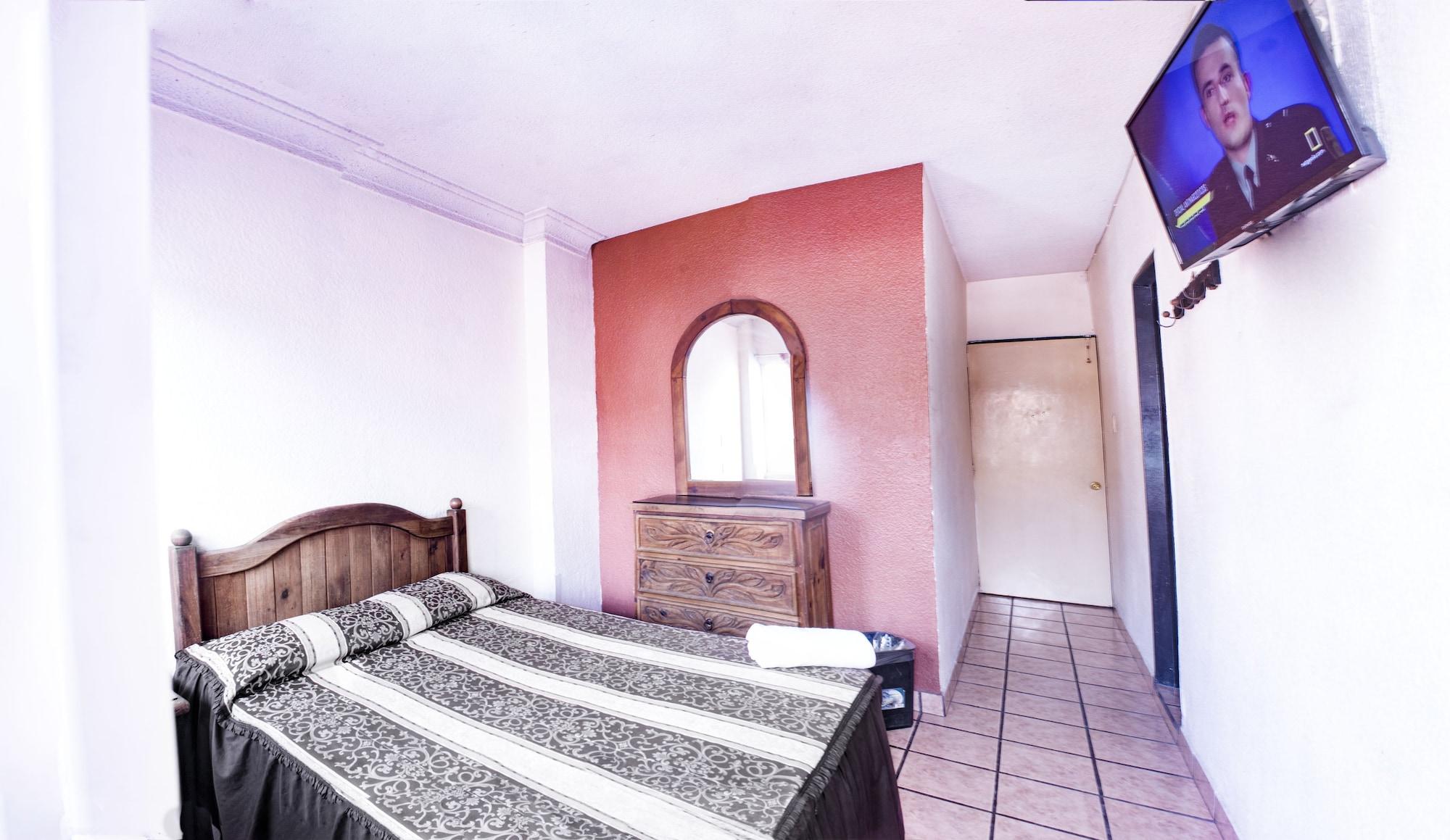 Hotel Plaza Aleman 6