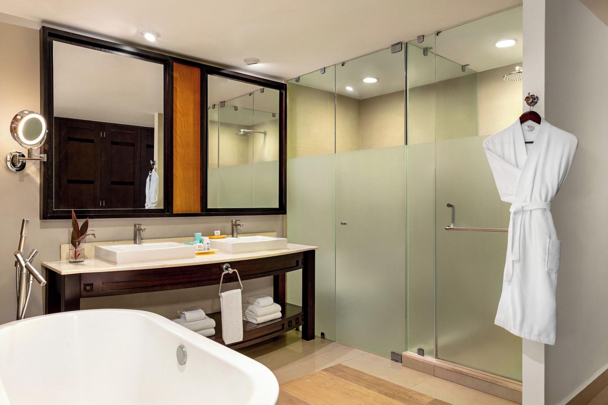 Suite junior, 1 cama King size, vista al océano (Fiesta Club)