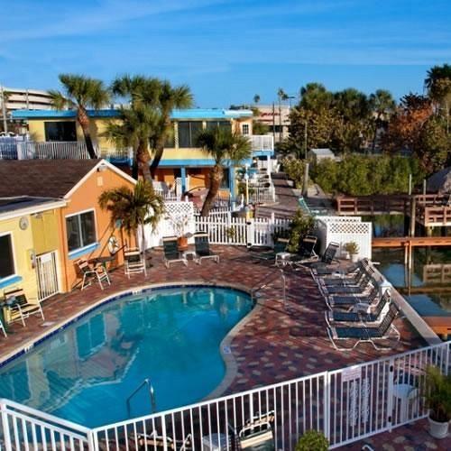 image-housing-carousel
