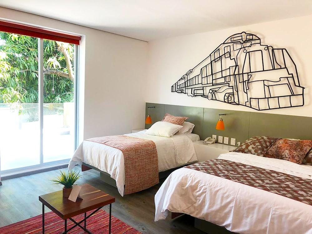 image-housing-carousel