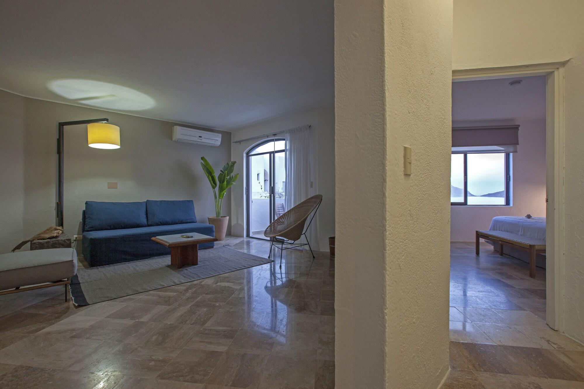 Suite, 2 Bedroom, 2 King Beds (CRETA)