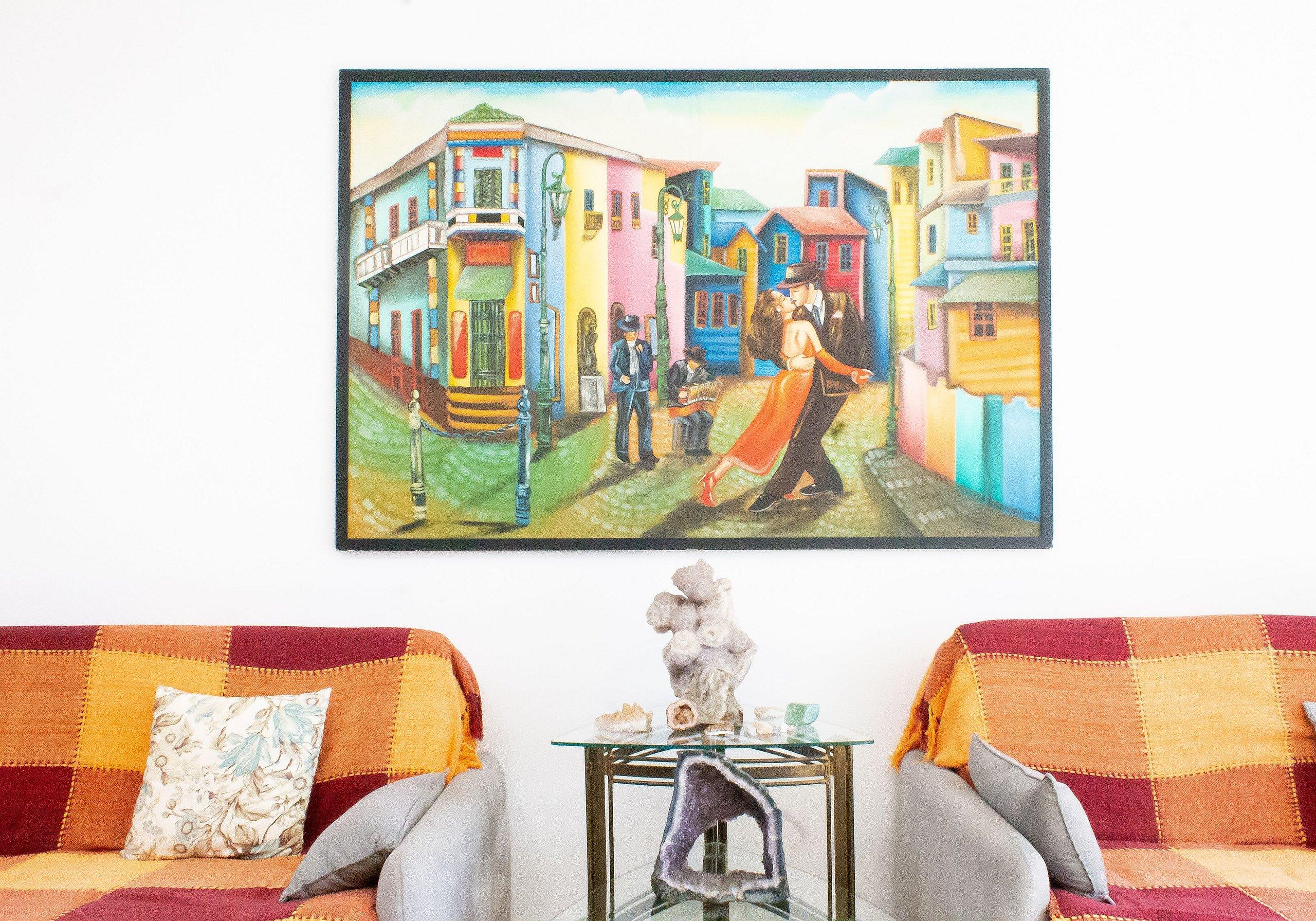 image-housing-carousel