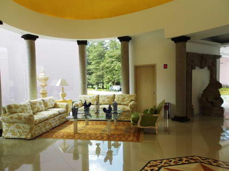 image-housing-carousel
