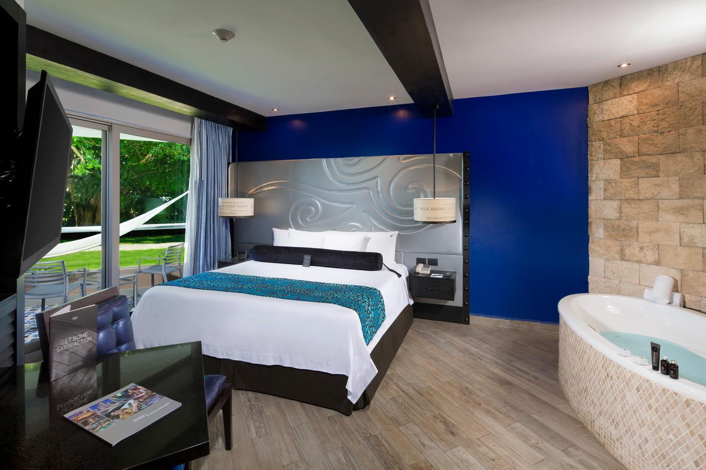 Suite Premium con Vista Parcial del Mar