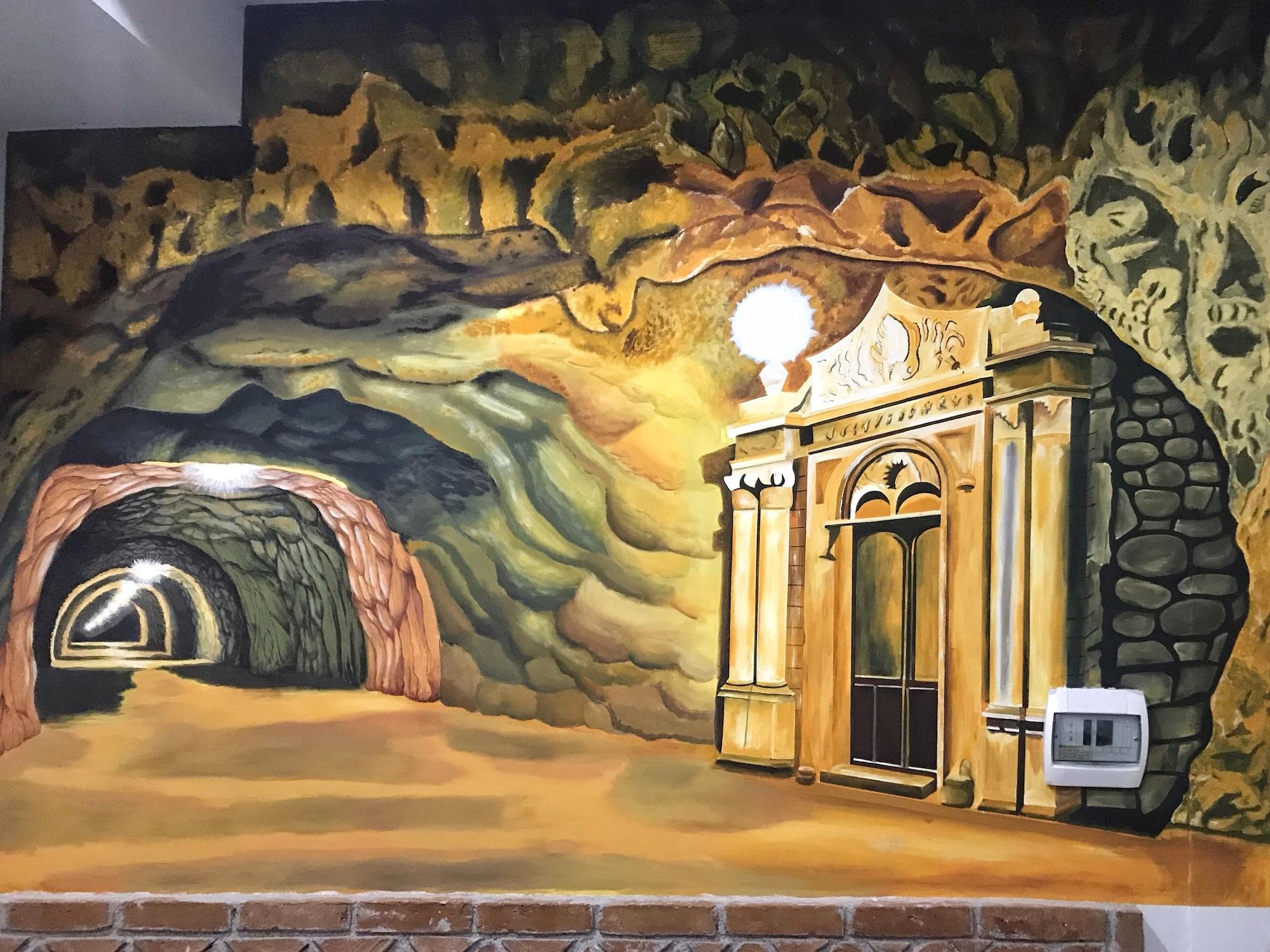 image-housing-carousel