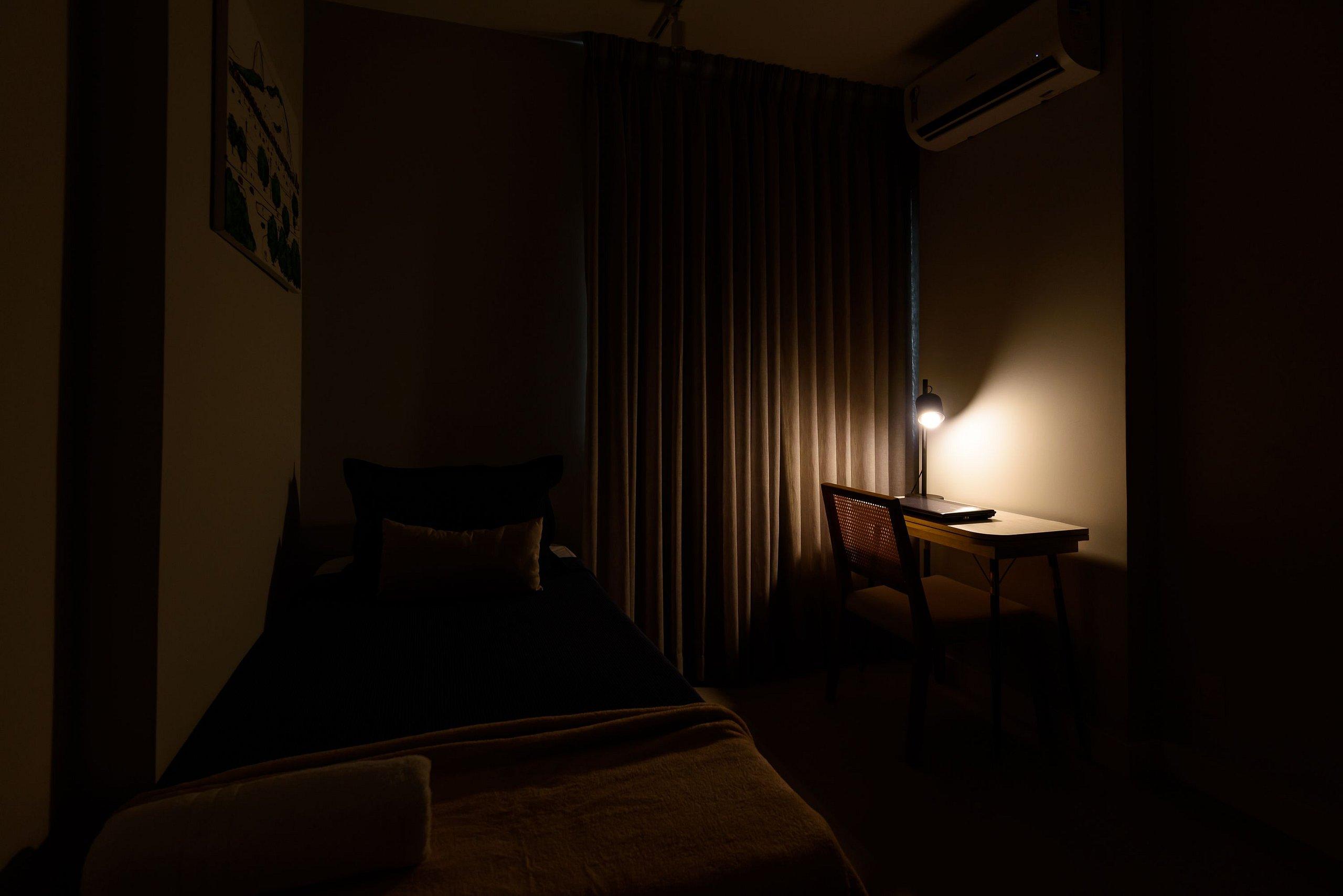 image-housing-carousel