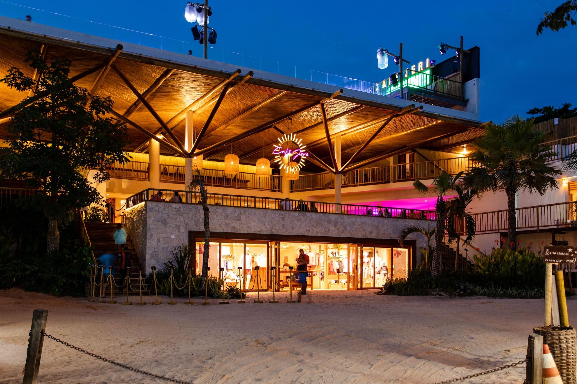 image-housing-carousel