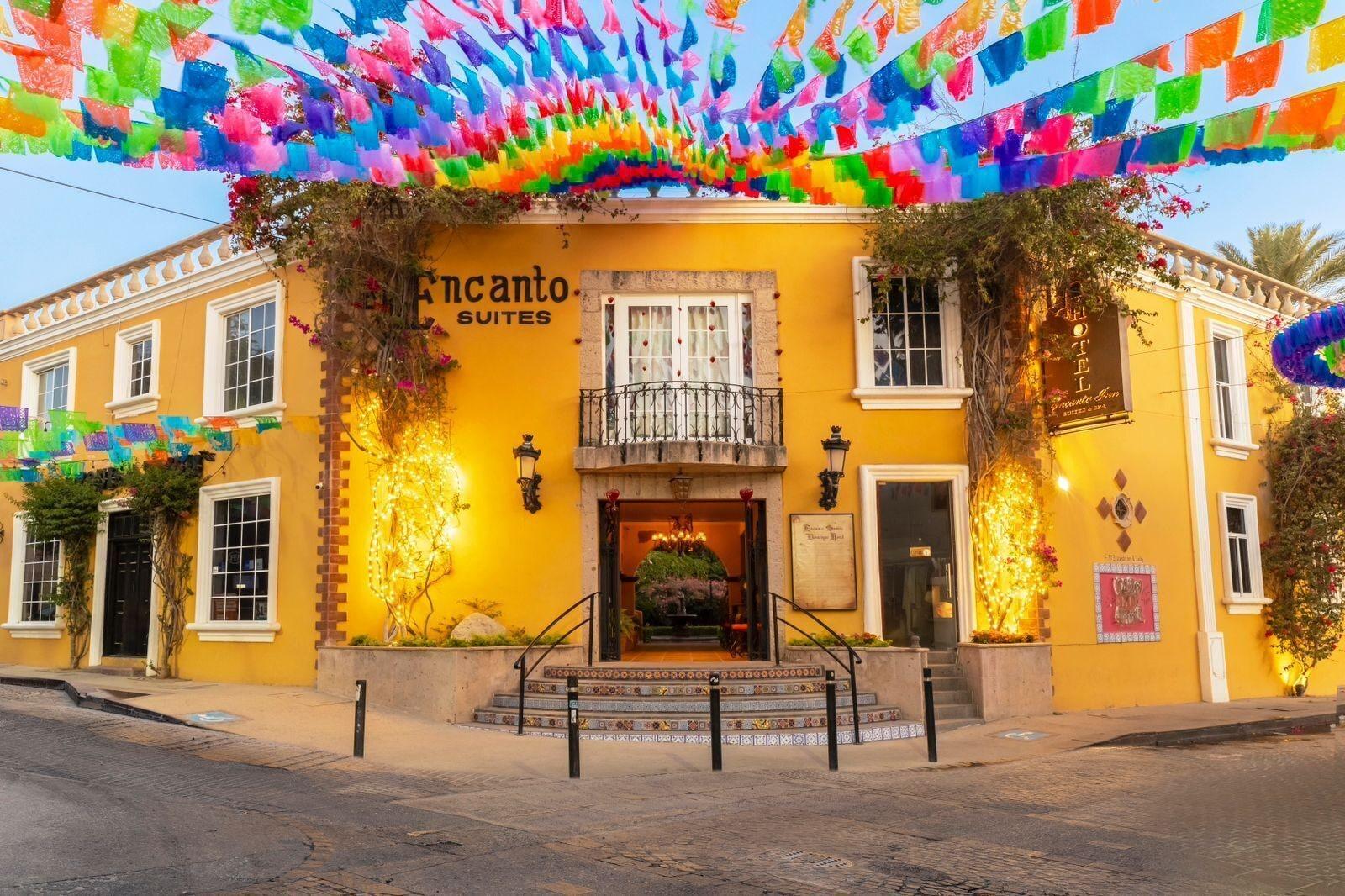 El Encanto Inn