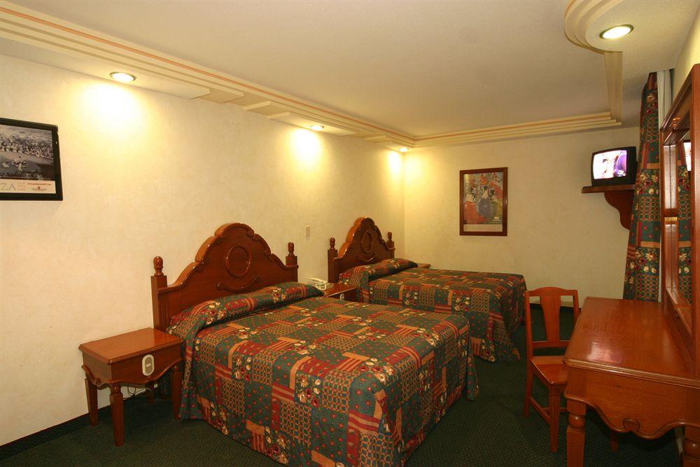image-housing-carousel