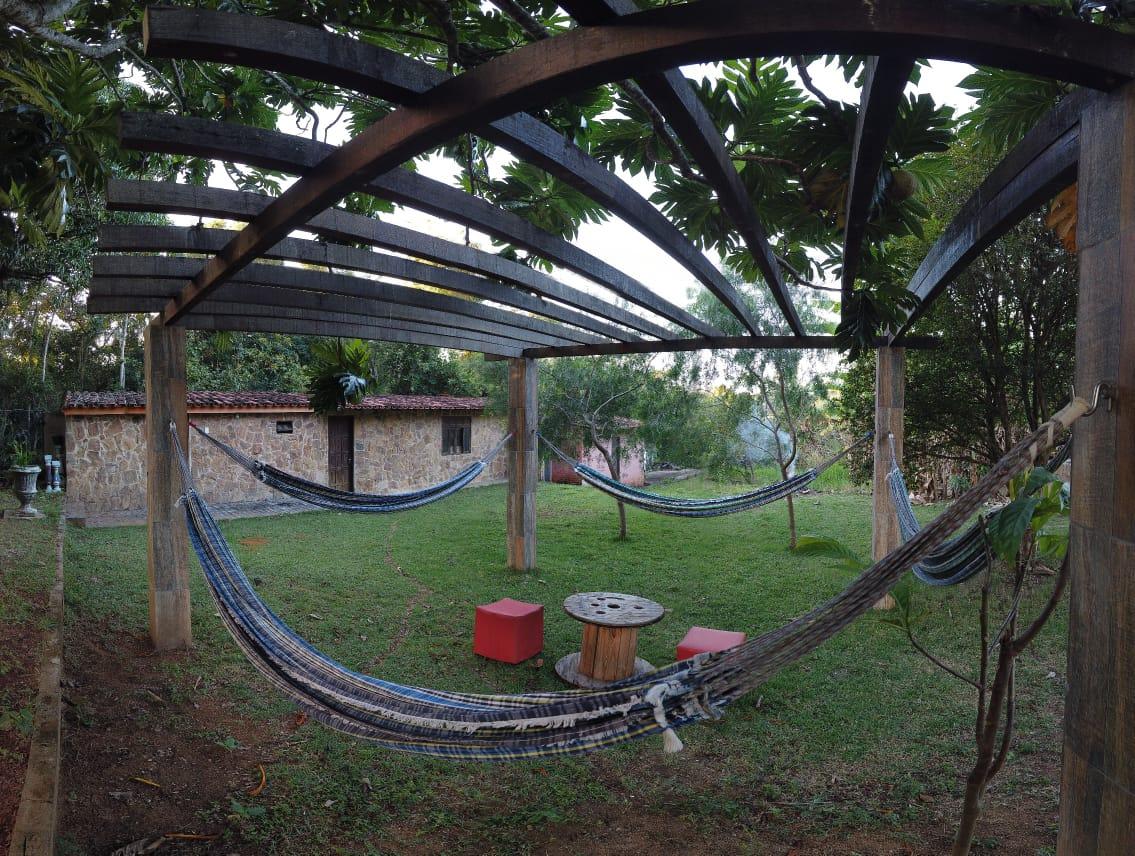 image-housing-carousel