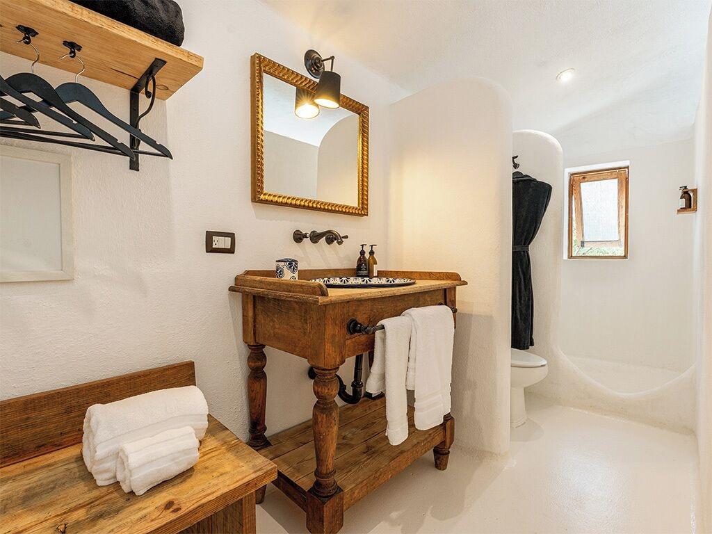 Nest Suite King Garden with Terrace