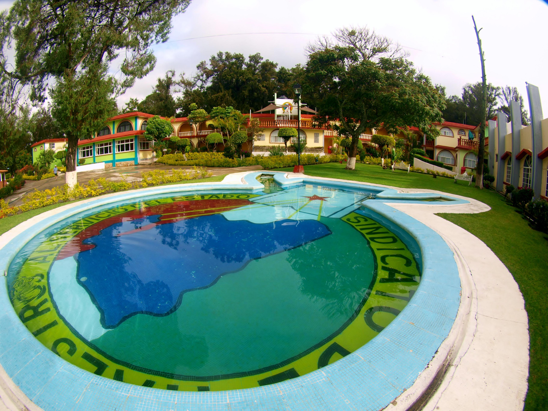 image-housing-carousel