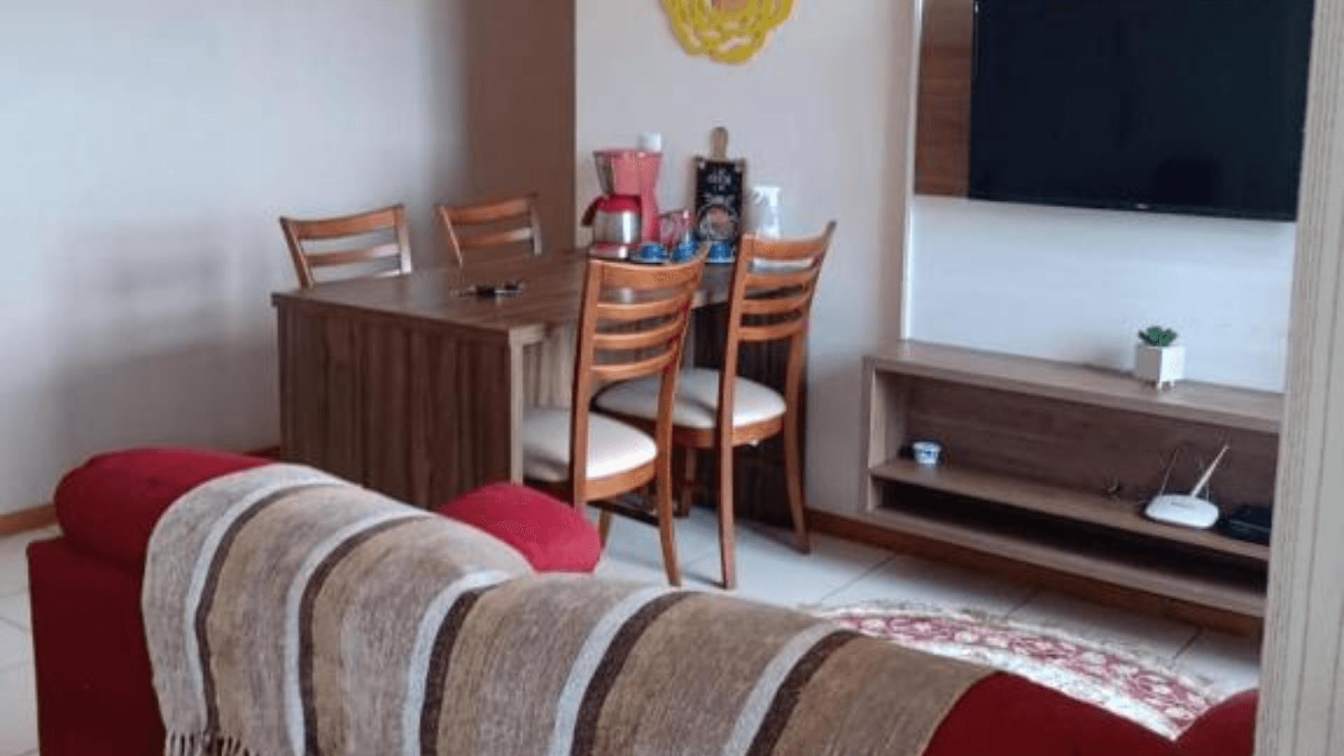 image-housing-carousel