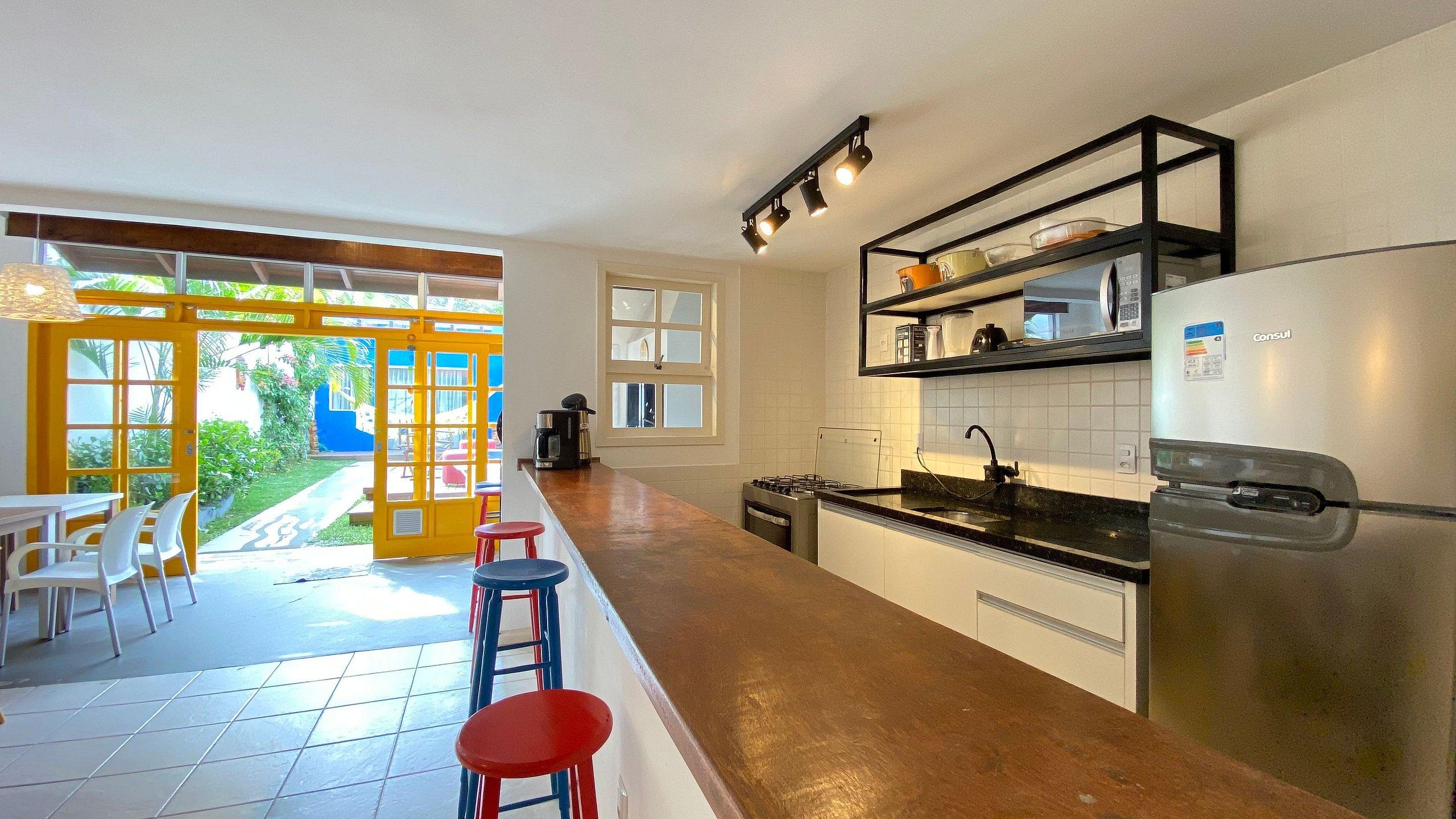 image-housing-carousel