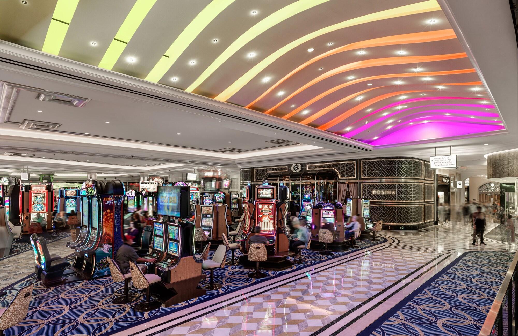 image-housing-carousel