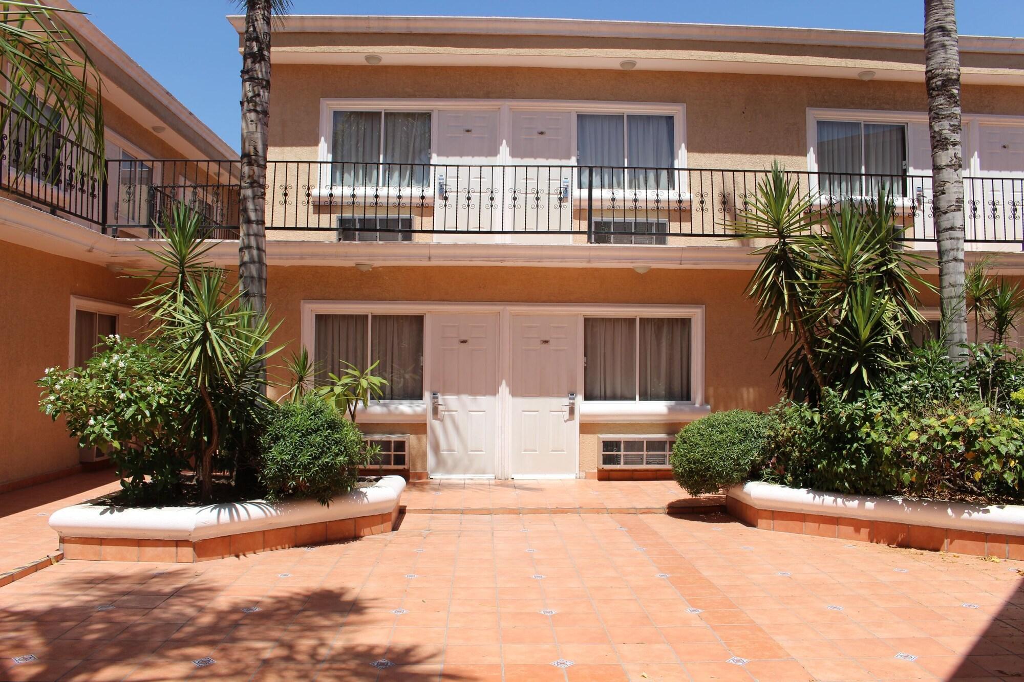 Hotel La Villa 4