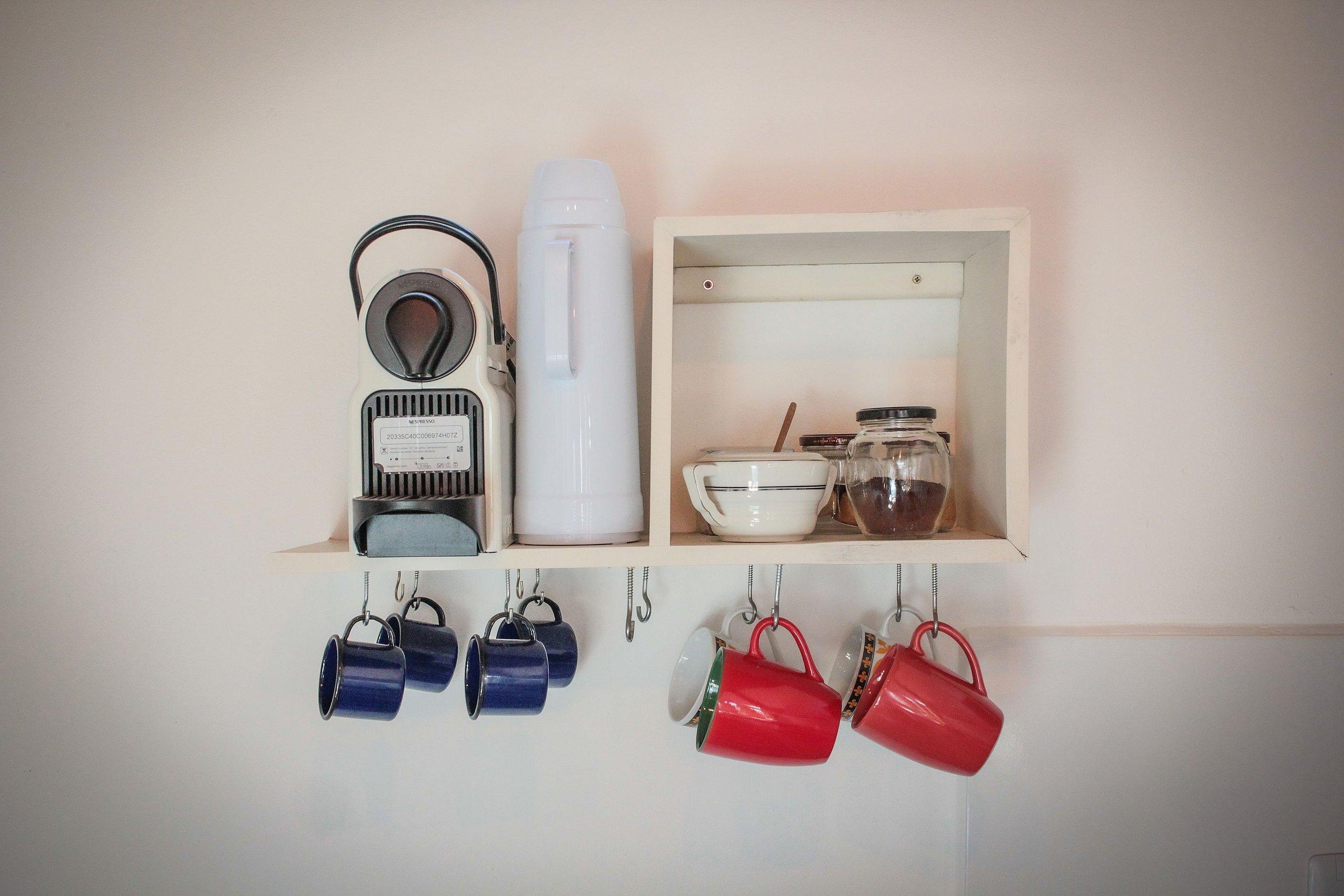 image-housing-carousel