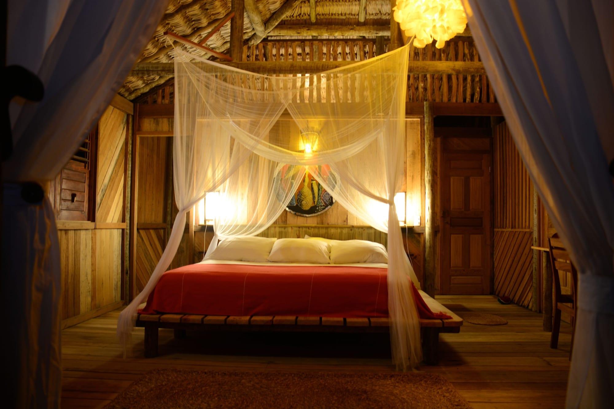 image-housing-carousel