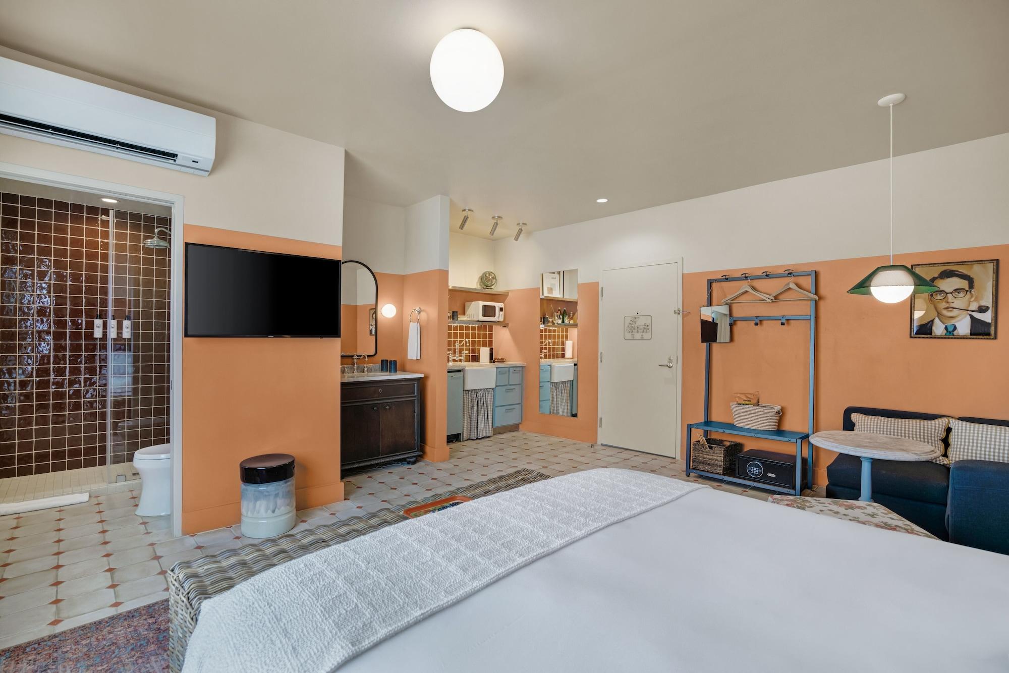image-housing-carousel