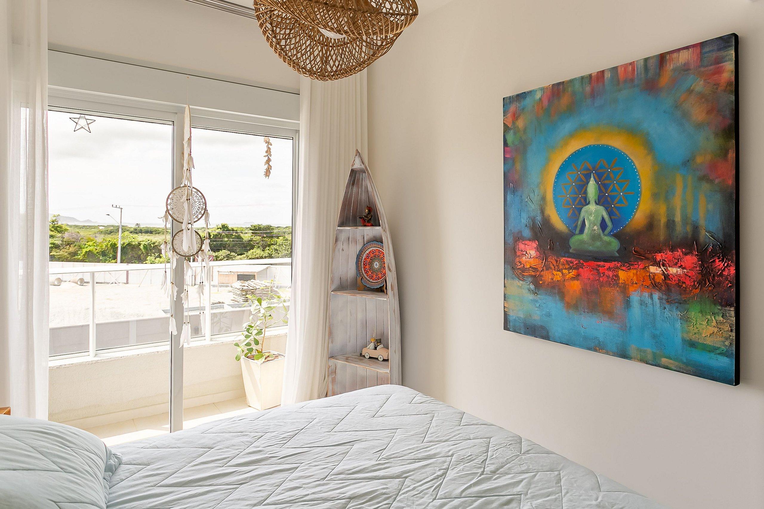 image-housing-carousel