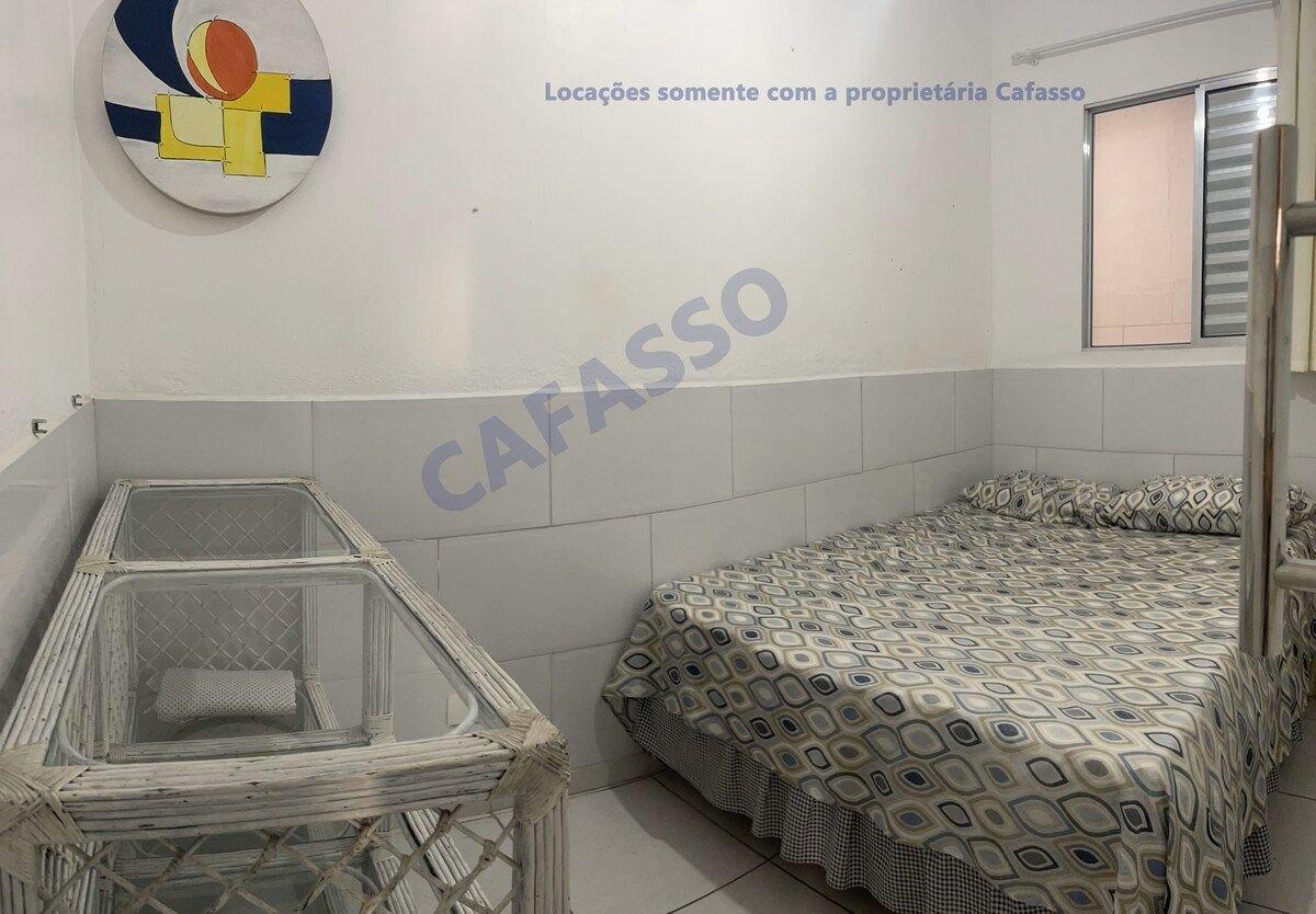 image-housing-carousel