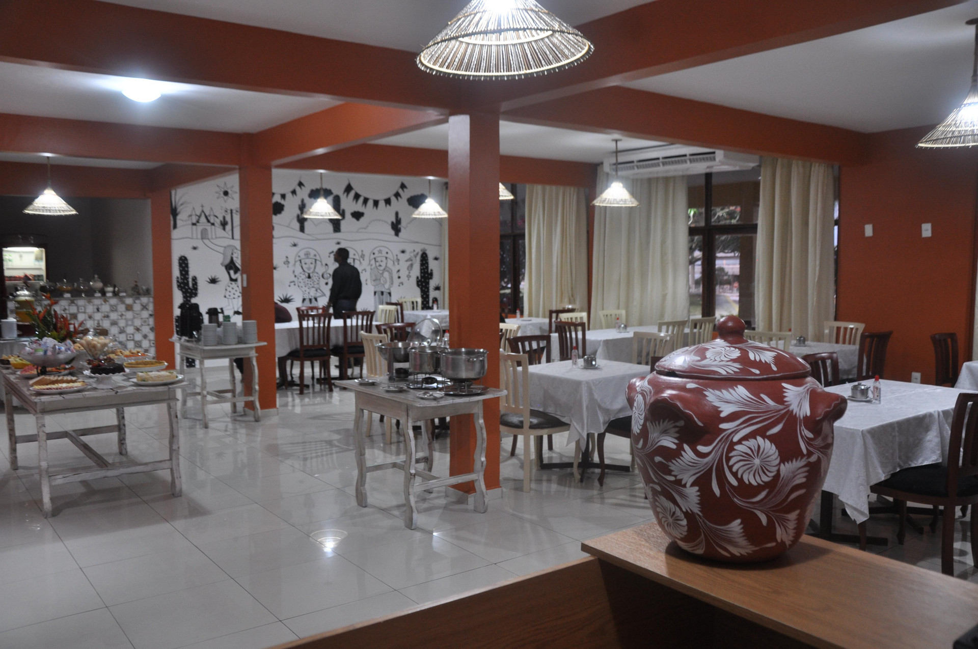 image-housing-carousel
