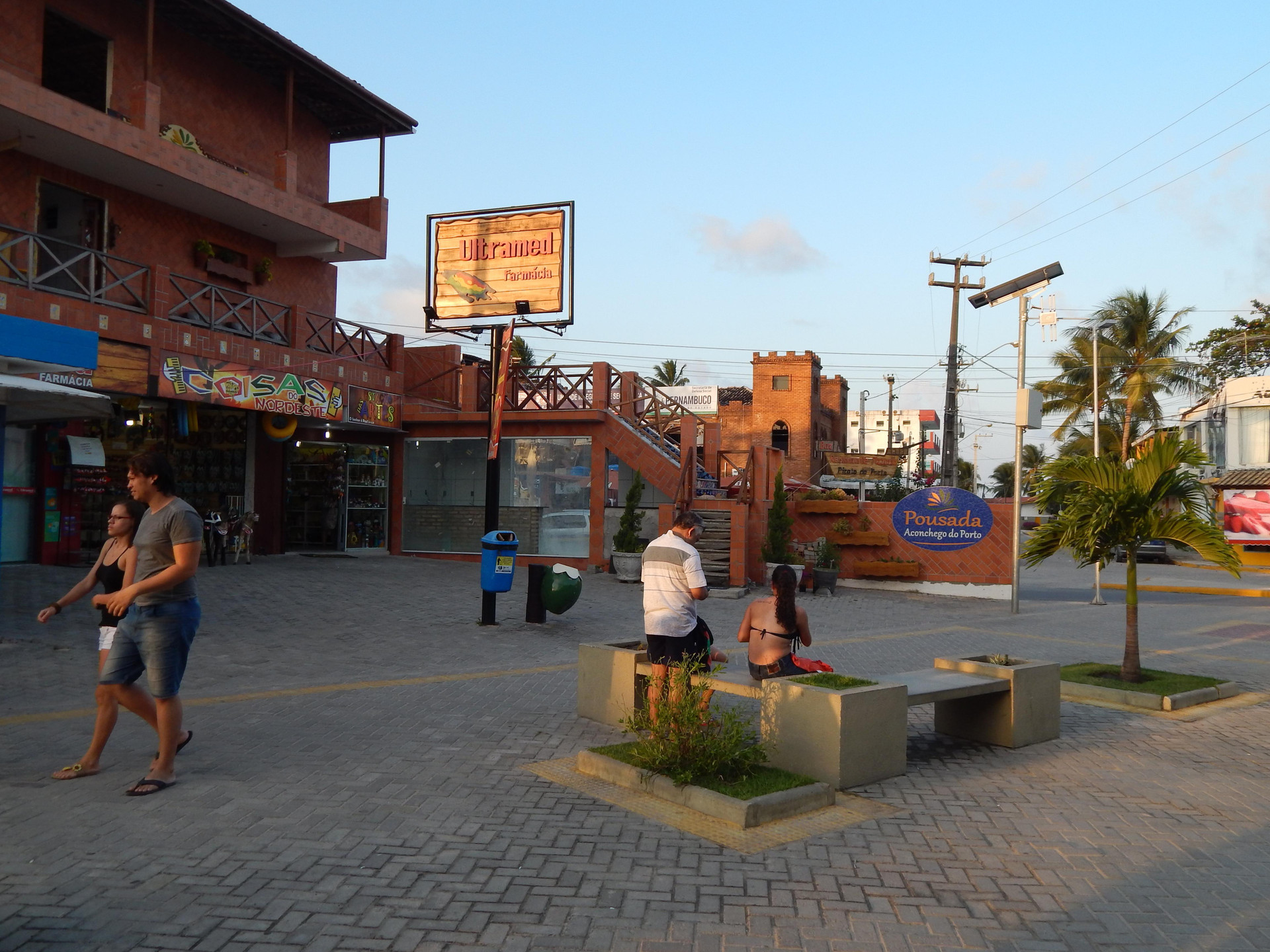 image-housing-carousel
