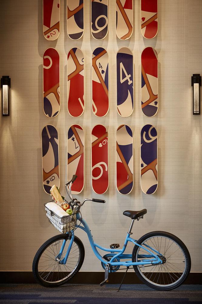 image-housing-carousel